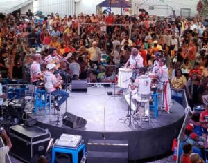 Cacique de Ramos celebra 10 anos de Samba da Madrugada em Londrina