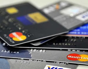 Mudanças no cartão de crédito começam a valer nesta segunda; entenda