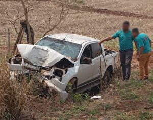 Agricultor morre após colidir veículo contra árvore na PR-437 na RML