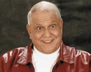 Morre o humorista Ary Toledo aos 87 anos em São Paulo