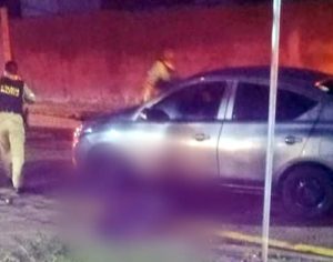 Homem é assassinado a tiros ao lado do carro na região sul de Londrina