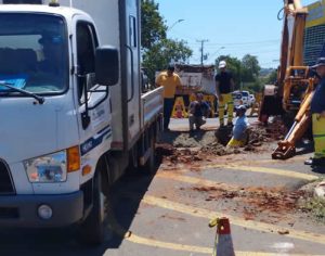 Prefeitura realiza reparos em galeria pluvial na Theodoro Victorelli