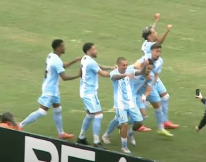 Londrina vence o Coritiba por 2 a 0 fora de casa na estreia do estadual