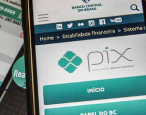 Após repercussão negativa e fakes, governo revoga mudanças no Pix
