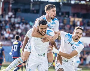 Londrina vence o Cianorte por 2 a 0 no primeiro jogo das quartas de final