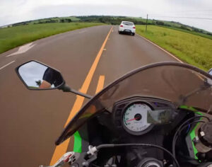 Jovem que gravava vídeos morre após acidente de moto em Londrina