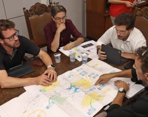 Prefeitura e Sanepar discutem soluções para o abastecimento de água