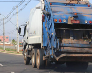 TRT-PR exige 70% da coleta de lixo mantida em Londrina durante greve