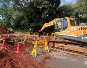 Trecho da Rua Pensilvânia é interditado para obra de galerias pluviais