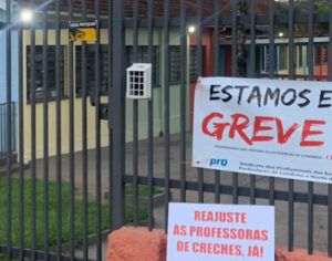 Londrina: greve das professoras de creches segue por tempo indeterminado