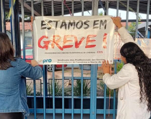 Professoras das creches filantrópicas mantêm greve em Londrina
