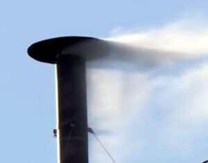 Habemus Papam: fumaça branca anuncia que novo papa foi eleito