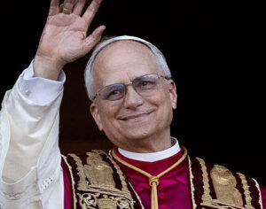 Papa Leão XIV: cardeal Robert Francis dos EUA é escolhido novo papa