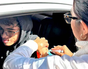 Londrina tem drive-thru de vacinação contra gripe nesta terça-feira