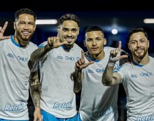 Londrina vence o CSA de virada no VGD e encosta nos líderes da Série C