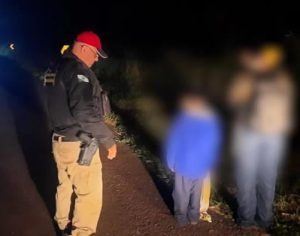 Polícia encontra crianças que fugiram para ver influenciador de Londrina