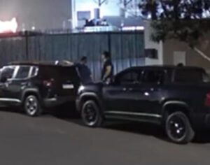 Vídeo: dupla é flagrada por câmera furtando veículo na Gleba Palhano