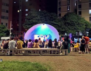 Sextou na Concha tem feira gastronômica e show com a banda Noites Tortas