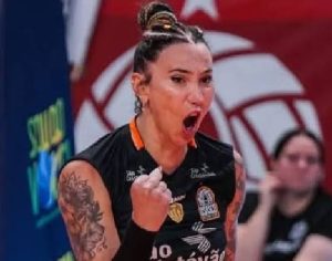 Londrina: lei transfóbica é barrada por liminar e atleta Tiffany entra em quadra