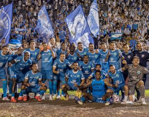 Kozlinski pega dois pênaltis e classifica o Londrina contra o São Joseense