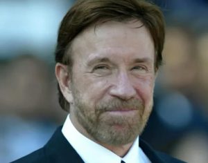 Morre Chuck Norris, ícone dos filmes de ação, aos 86 anos