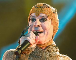 Ney Matogrosso faz show em Londrina na próxima semana