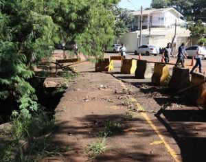 Prefeitura inicia obra para conter alagamentos e erosão na região oeste