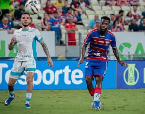 Londrina leva 3 a 0 do Fortaleza fora de casa e volta a perder na Série B