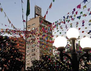 Festa Julina movimenta Praça da Bandeira neste fim de semana em Londrina