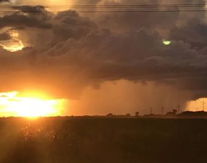 Fim de semana terá calor de até 31ºC e previsão de chuva em Londrina