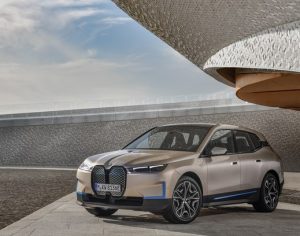 BMW anuncia que 20% de seus carros serão elétricos até 2023